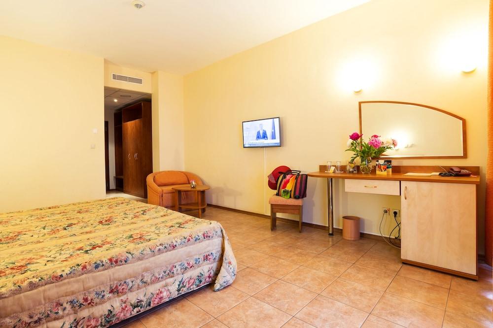 Ljuljak Hotel Golden Sands Exterior photo