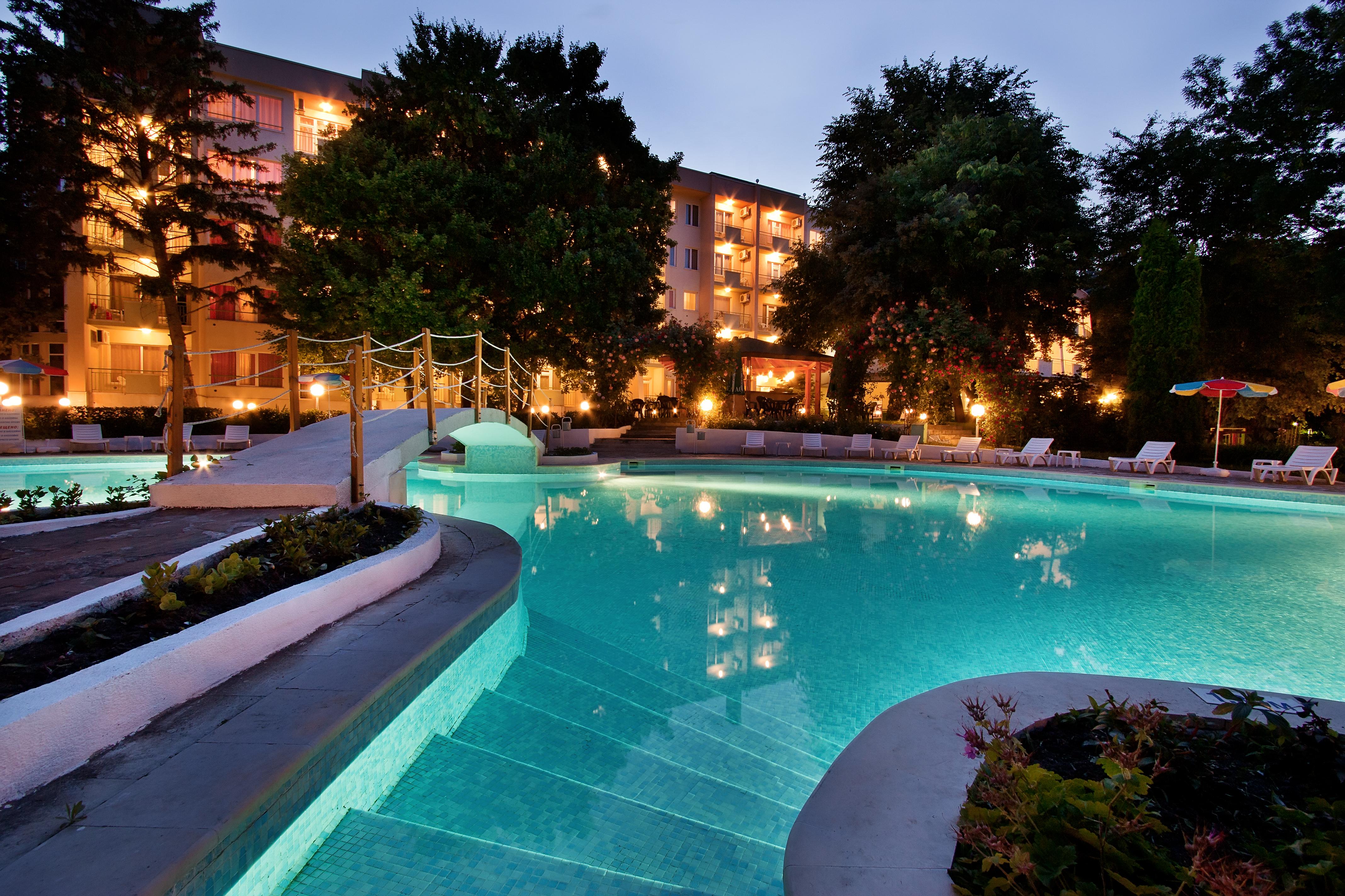 Ljuljak Hotel Golden Sands Exterior photo