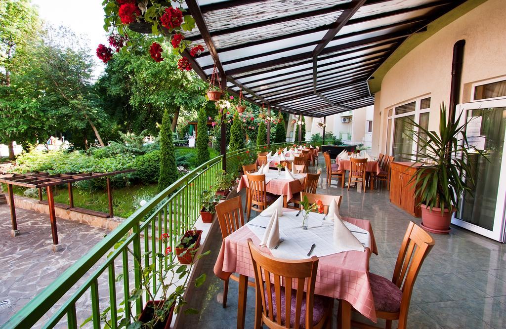 Ljuljak Hotel Golden Sands Exterior photo