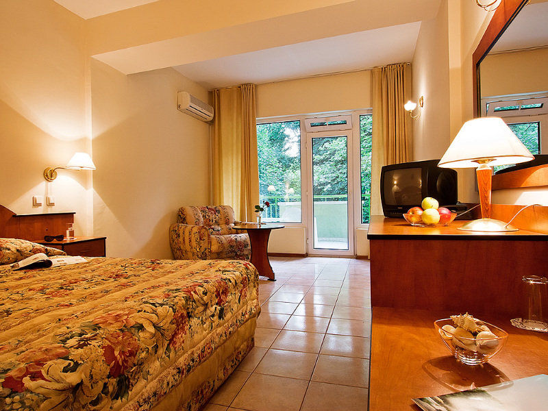 Ljuljak Hotel Golden Sands Exterior photo