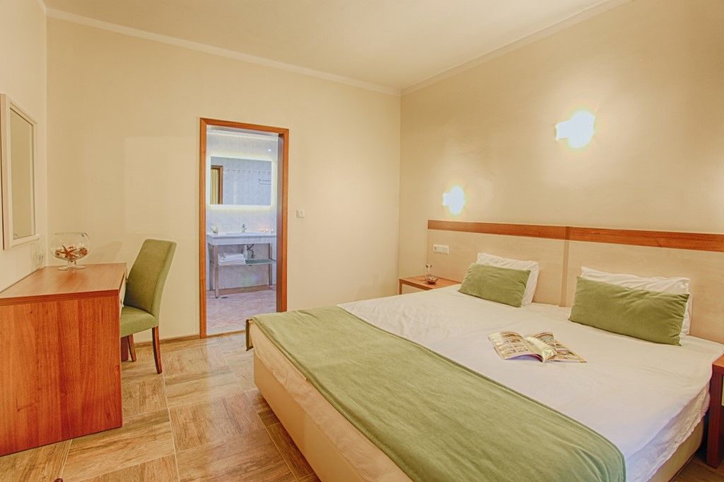 Ljuljak Hotel Golden Sands Exterior photo